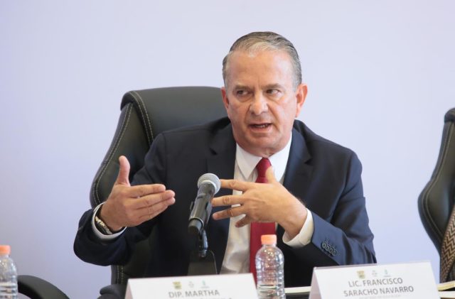 002 SE CUMPLIÓ CON LOS COMPROMISOS EN POLÍTICA EDUCATIVA DE COAHUILA- FRANCISCO SARACHO