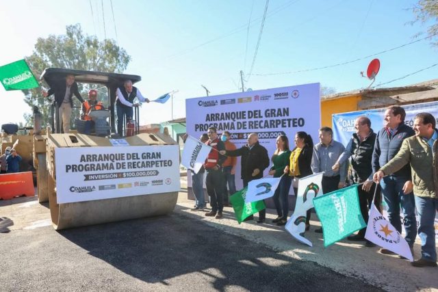008 INICIAMOS CON ÉXITO GRAN PROGRAMA “PAVIMENTANDO TORREÓN”- MANOLO