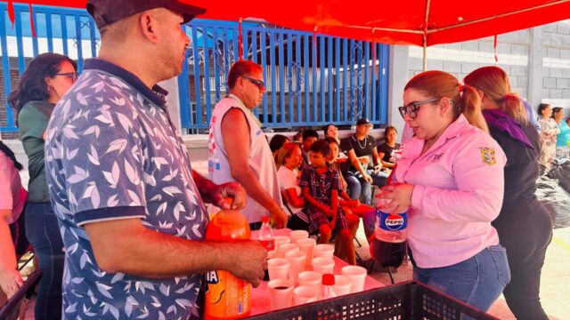 1c479ddf-528c-4ea6-bbdc-f99a2c2b836e