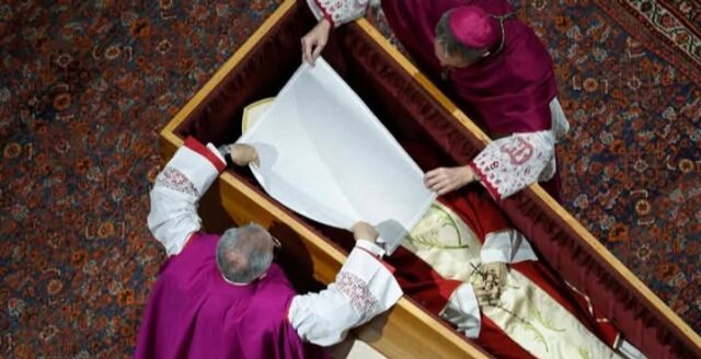 Screenshot_20250425_094402_Facebook