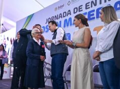 *Personas adultas mayores y con discapacidad reciben auxiliares auditivos, lentes y aparatos funcionales gratuitos en Durango*