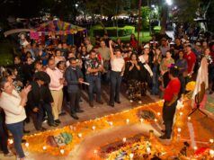 SUSY TORRECILLAS INAUGURÓ ALTARES DE MUERTOS Y REPARTIÓ LA MEGA CATRINA