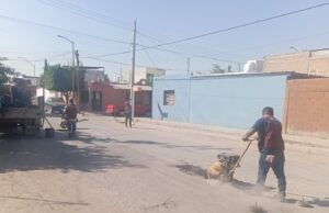 Vialidades principales y de alto tráfico son rehabilitadas con el Programa de Bacheo en Gómez Palacio
