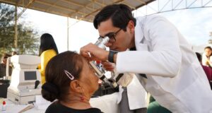 Habitantes del ejido Dolores aprovechan servicios y atención de las Jornadas del Pueblo