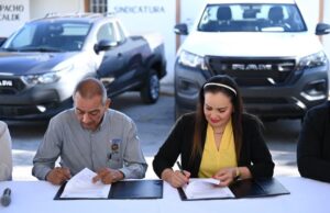 SUSY TORRECILLAS LLEVA A CABO FIRMA DE CONVENIO PARA LA ADQUISICIÓN DE PARQUE VEHICULAR