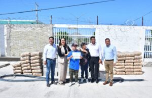SUSY TORRECILLAS ENTREGA MATERIAL DE CONSTRUCCIÓN SUBSIDIADO A FAMILIAS DE LERDO