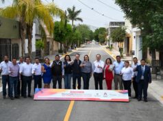 SUSY TORRECILLAS Y ESTEBAN VILLEGAS ENTREGAN PAVIMENTACIÓN EN COLONIA LAS REINAS