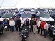 SUSY TORRECILLAS RECIBE PATRULLAS Y EQUIPAMIENTO DE SEGURIDAD POR PARTE DEL GOBERNADOR