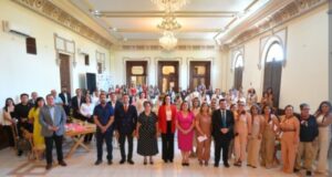 SUSY TORRECILLAS TOMA PROTESTA A COMITÉ DE AMMJE LERDO