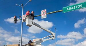 SIMV MANTIENE TRABAJOS DE ATENCIÓN A SEMÁFOROS EN TORREÓN